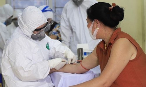 Khởi động thử nghiệm lâm sàng vaccine ARCT-154 phòng Covid-19 