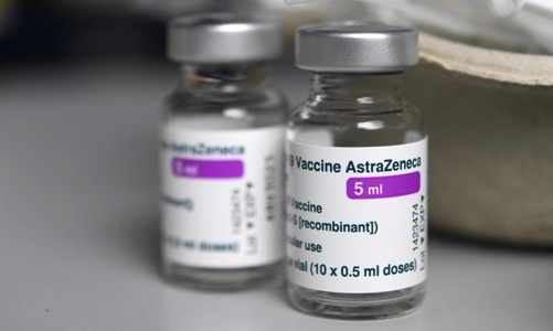 Pháp và Hungary tặng Việt Nam vaccine cùng vật tư y tế phòng Covid-19  