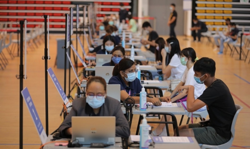 Singapore: Người chưa tiêm vaccine phải xét nghiệm 2 lần mỗi tuần