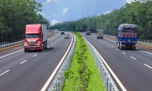 Bổ sung phương tiện được miễn phí sử dụng đường bộ từ 01/10