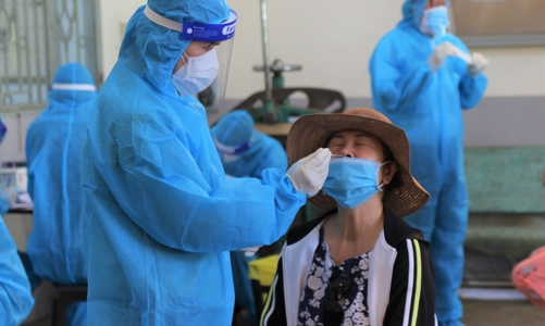 Bộ Y tế yêu cầu 23 tỉnh, thành thần tốc xét nghiệm Covid-19