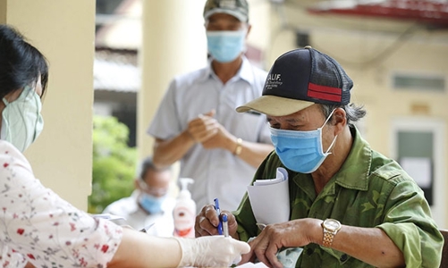 Hà Nội đã hỗ trợ hơn 1,6 triệu người bị ảnh hưởng bởi dịch Covid-19 