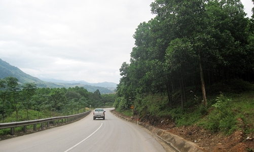 Hơn 470 tỷ đồng nâng cấp Quốc lộ 12A qua Quảng Bình