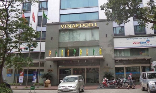 Xuất khẩu ách tắc, tồn kho lúa gạo tăng cao