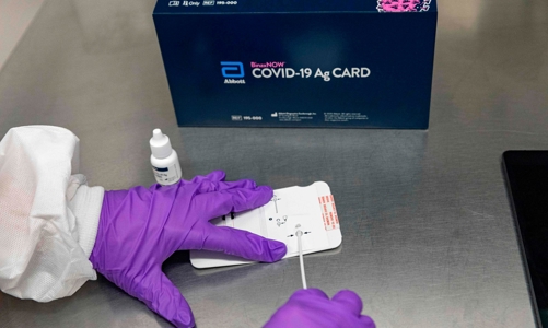 Từng dư thừa phải vứt đi, Mỹ đang khủng hoảng vì thiếu bộ xét nghiệm Covid-19