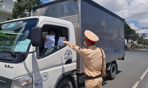 Bộ Giao thông Vận tải: Bãi bỏ ngay các quy định không phù hợp, dứt khoát không để ùn tắc 