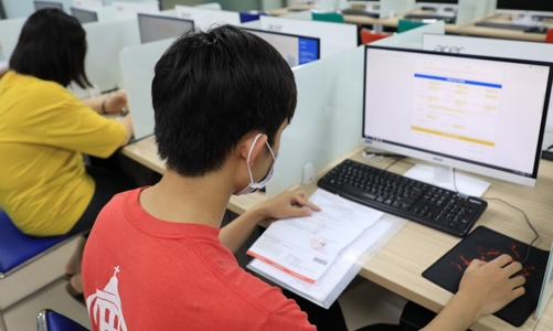 Thí sinh cả nước bắt đầu điều chỉnh nguyện vọng xét tuyển đại học, cao đẳng từ 29/8