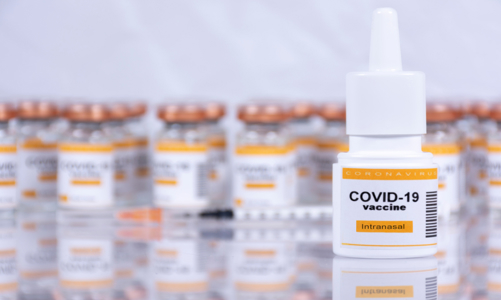 Vaccine ngừa Covid-19 dạng xịt đang “tăng tốc” nhằm tạo phản ứng miễn dịch mạnh