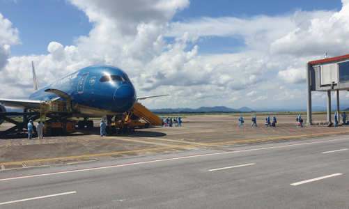 Chuyến bay đầu tiên thí điểm “Hộ chiếu vaccine” đã tới sân bay Vân Đồn
