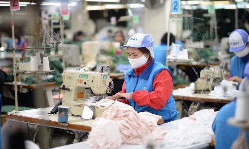 Hàng loạt sắc thuế chính hụt thu đột biến