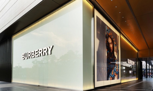 Tham quan cửa hàng bán lẻ tương tác xã hội của Burberry