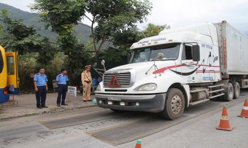 Quy định mới về tăng nặng xử phạt đối với xe chở quá tải