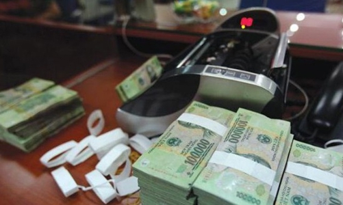 Dịch bệnh kéo dài, doanh nghiệp rút ròng 25.900 tỷ đồng tiền gửi ngân hàng 