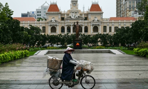 Thủ tướng yêu cầu nghiên cứu kiến nghị của TP.HCM xin áp dụng quy định riêng để mở cửa kinh tế