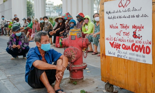 Vì sao vẫn chưa hết than phiền về các gói giải cứu?