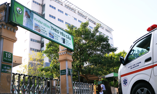 Bệnh viện Việt Đức đề nghị chuyển bệnh nhân sang 3 bệnh viện khác  