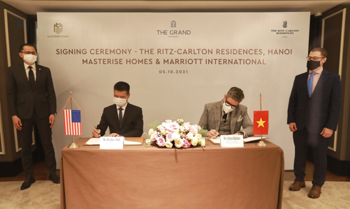 Masterise Homes và Marriott International ký thỏa thuận mang căn hộ hàng hiệu Ritz-Carlton đến Hà Nội 