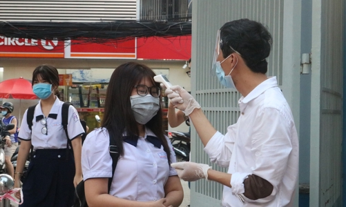 TP.HCM: Đầu tháng 1/2022 dự kiến sẽ mở cửa đồng loạt trường học