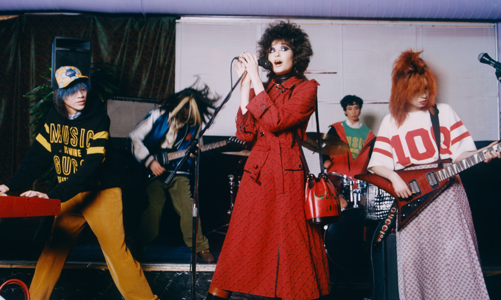 Chiến dịch Gucci 100: bữa tiệc âm nhạc và thời trang hoài cổ