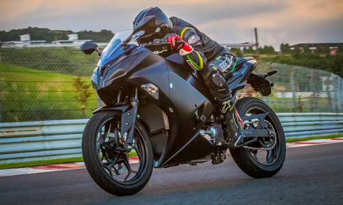 Kawasaki vào đường đua điện khí hoá, toàn bộ mô tô của hãng sẽ là xe điện  