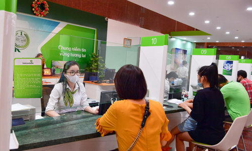 Ngân hàng đua nhau tung gói ưu đãi cho phái nữ nhân ngày 20/10