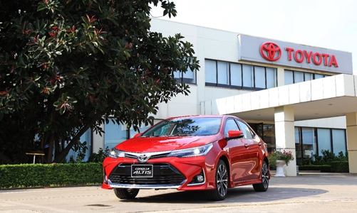 Kích cầu thị trường mùa dịch, Toyota Corolla Altis ưu đãi trước bạ 40 triệu đồng