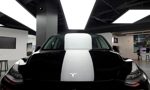 Tesla chính thức đạt vốn hóa thị trường 1 nghìn tỷ USD