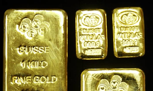 Vàng rớt giá sâu vì đồng USD mạnh lên