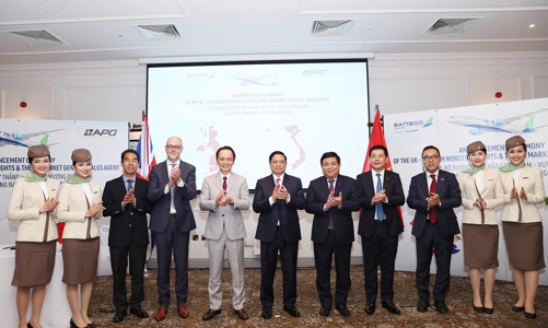 Bamboo Airways công bố đường bay thẳng Việt - Anh và ra mắt Tổng đại lý tại Anh