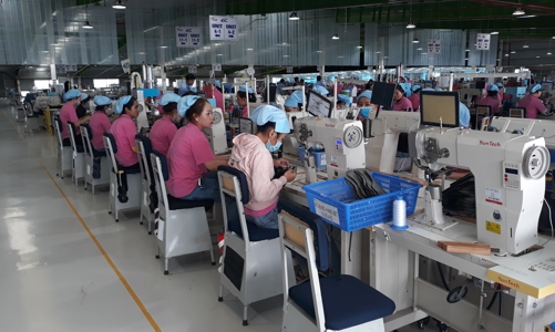 Doanh nghiệp những tháng cuối năm: Việc đang chờ người