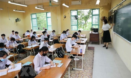 Hà Nội: Gần 4.000 học sinh khối 9 huyện Ba Vì được đi học trực tiếp vào sáng 8/11