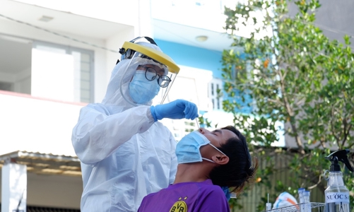 Ngày 12/11: Thêm 8.982 ca Covid-19, dịch tại TP. HCM diễn biến phức tạp 