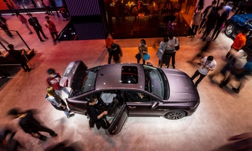 Thị trường ô tô trên đà hồi phục, doanh số bán hàng tăng 120%