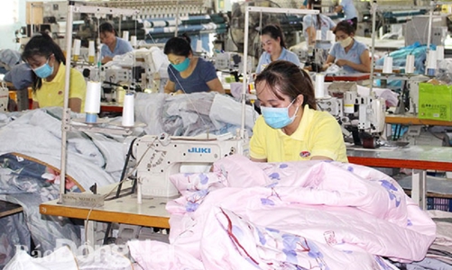 Tiếp tục hỗ trợ doanh nghiệp phía Nam kiểm soát dịch bệnh, phục hồi sản xuất