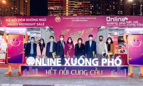 Gần 10 triệu khách tới 