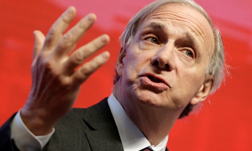 Ông trùm đầu cơ Ray Dalio: Thị trường đang hoảng, nhưng không nên giữ tiền mặt lúc này