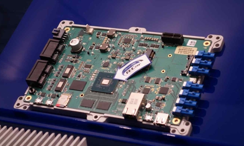 Khủng hoảng thiếu chip ô tô có dấu hiệu xuống thang