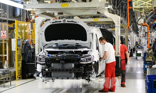 Triển vọng tươi sáng cho ngành ô tô trong năm 2022