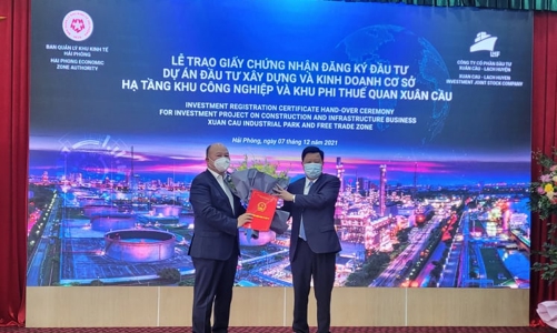 Trao chứng nhận đầu tư siêu dự án 11 ngàn tỷ - khu phi thuế quan, logistics và công nghiệp Lạch Huyện, Hải Phòng