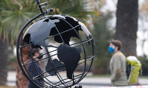 Nomura: Không phải lạm phát, kinh tế toàn cầu có nguy cơ trì trệ trong 2022