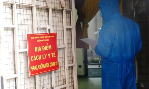 F1 đã tiêm đủ liều vaccine được cách ly tại nhà 