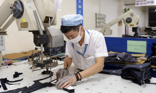 Lao động thời vụ làm thêm không quá 40 giờ/tháng