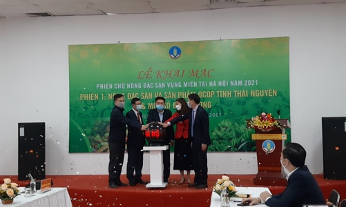 Khai mạc Phiên chợ Nông đặc sản vùng miền tại Hà Nội năm 2021 