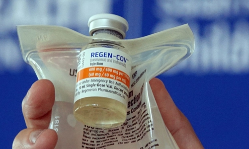 Hai loại kháng thể Covid-19 hàng đầu kém hiệu quả trước Omicron, Mỹ có nguy cơ thiếu thuốc điều trị
