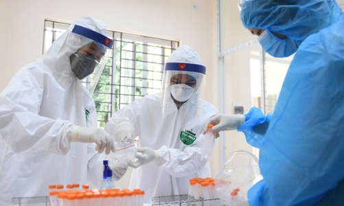 Ngày 21/12: Thêm 16.325 ca nhiễm mới, Hà Nội vẫn nhiều nhất cả nước với hơn 1.700 ca