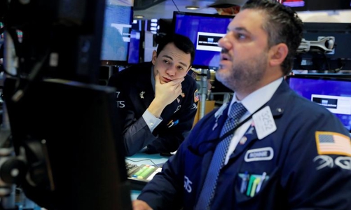 Dow Jones tăng phiên thứ 5 liên tiếp, giá dầu cao nhất 1 tháng