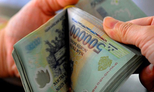 Thưởng Tết 2022: Nơi tăng cao, chỗ đau đầu