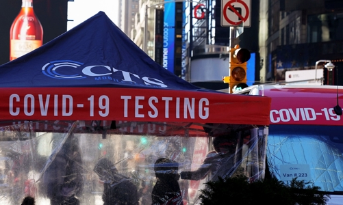 Bệnh viện ở Mỹ trước nguy cơ quá tải vì kỷ lục hơn 1 triệu ca nhiễm Covid mỗi ngày