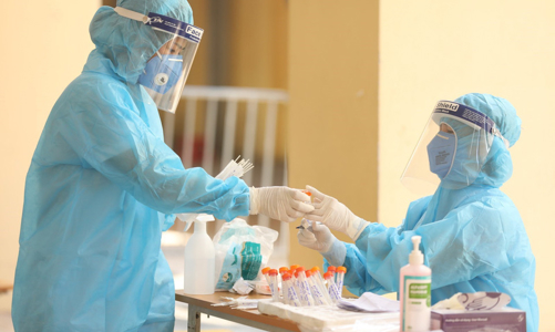 Ngày 5/1: Hơn 17.000 ca Covid-19, đã ghi nhận 25 ca mắc biến thể Omicron