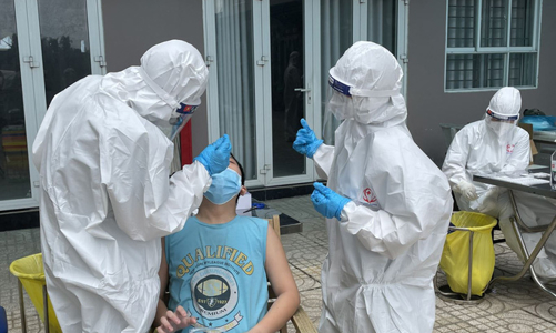 Công ty Việt Á nâng khống giá kit xét nghiệm lên khoảng 45%